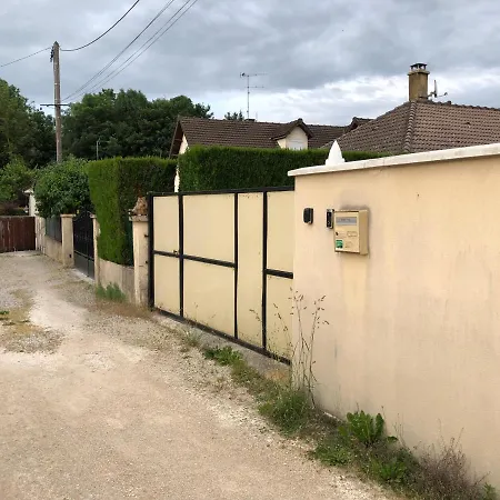 Maison Chaleureuse Avec Du Charme Proche Ville Troyes